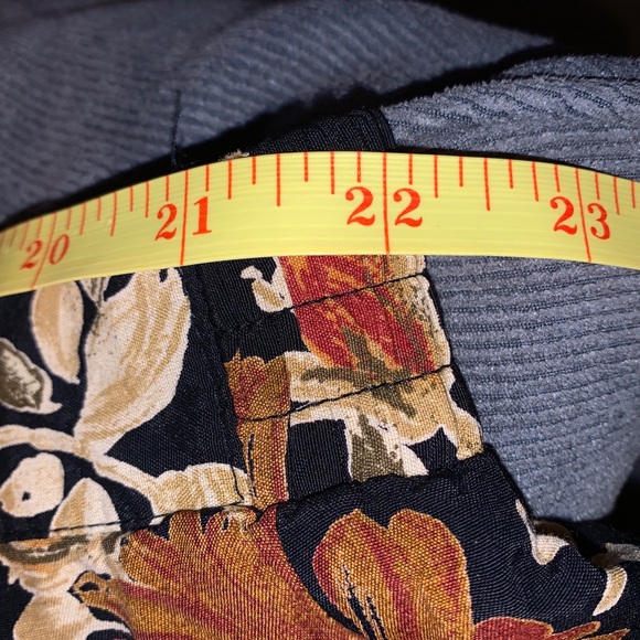 Kathryn Deene Floral Skirt Sz 22/24 - Picture 5 of 6